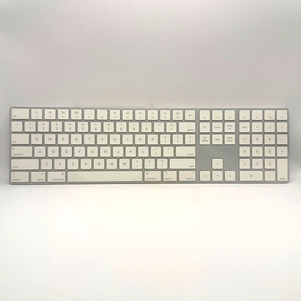 Apple Magic Keyboard A1843 Wireless Bluetooth Full Size Numeric Keypad Silver